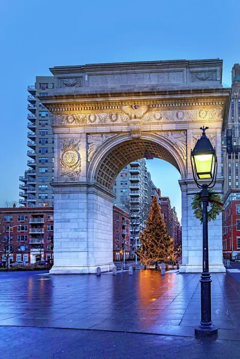 Framed Print : NYC, Manhattan, Greenwich Village, Washington Square Arch with Christmas Tree Framed Print : NYC, Manhattan, Greenwich Village, Washington Square Arch with Christmas Tree