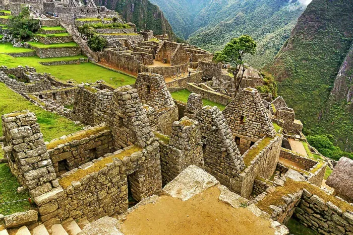 Framed Print : Peru, Machu Picchu ruins of the city Framed Print : Peru, Machu Picchu ruins of the city
