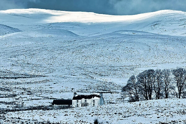 Scotland, Highlands, isolated property