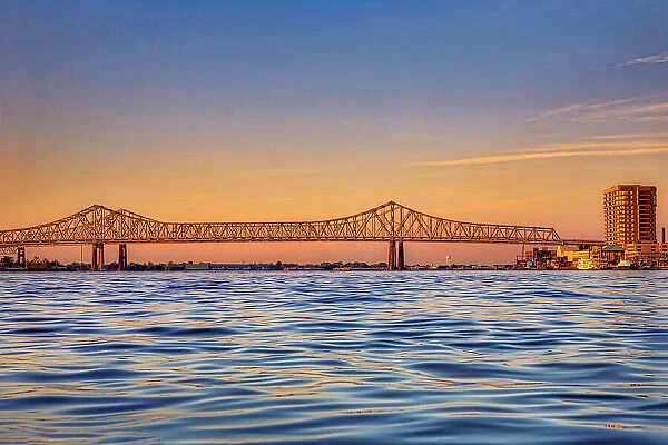 USA, Louisiana, New Orleans, The Crescent City Connection (CCC), formerly the Greater New Orleans Bridge (GNO), cantilever bridge, over Mississippi river