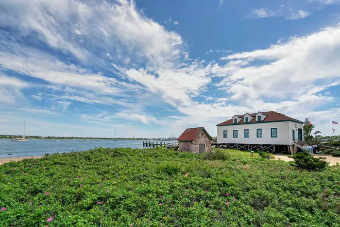 Framed Print : USA, Nantucket, Massachusetts, New England, cabin in Brant Point, ocean with boats Framed Print : USA, Nantucket, Massachusetts, New England, cabin in Brant Point, ocean with boats