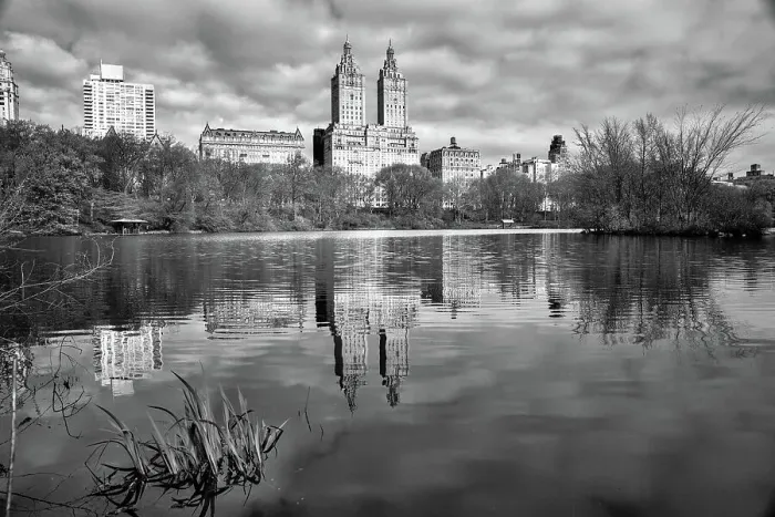 Framed Print : USA, New York City, Manhattan Central Park and San Remo apartment building Framed Print : USA, New York City, Manhattan Central Park and San Remo apartment building