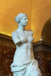 Statue Prints: EDITORIAL USE ONLY. France, Paris
