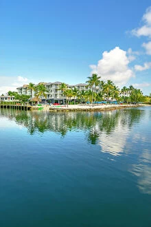 Images Dated 5th December 2023: Florida, The Keys, Islamorada, Pelican Cove