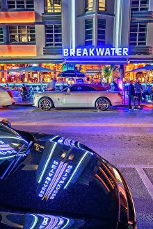 Images Dated 21st February 2019: Florida, Miami Beach, South Beach, Breakwater hotel on Collins Avenue at night