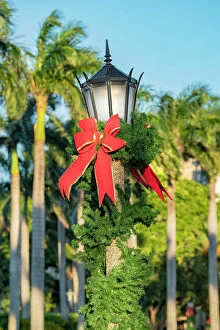 Images Dated 14th December 2018: Florida, Palm Beach, The Breakers Hotel, lamppost