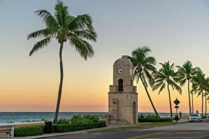 December Collection: Florida, Palm Beach, Worth Avenue, Clock Tower along South Ocean Blvd at sunset