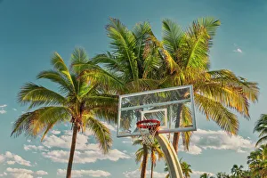 Florida, South Florida, Fort Lauderdale, Basketball court on the beach