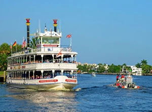 Images Dated 21st July 2019: Florida, South Florida, Fort Lauderdale, Venice of America, Jungle Queen Riverboat cruising along
