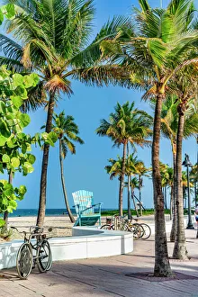 Florida, South Florida, Fort Lauderdale, beach at the end of Las Olas Boulevard