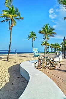 : Florida, South Florida, Fort Lauderdale, beach at the end of Las Olas Boulevard