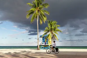 Florida, South Florida, Hollywood Beach, lifeguard station