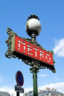 Images Dated 23rd February 2023: France, Paris, Metro train post