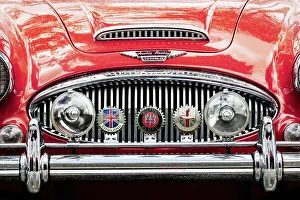 Light Prints: Front grille of an Austin Healy 3000