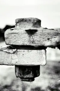 Iron Prints: Iron bolt