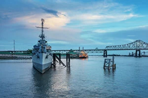 Images Dated 8th March 2021: Louisiana, Baton Rouge, USS KIDD Veterans Museum and ship on the Mississippi River
