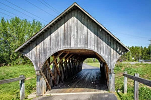 Images Dated 13th August 2023: Maine, Bethel, Bethel Pathway, covered bridge