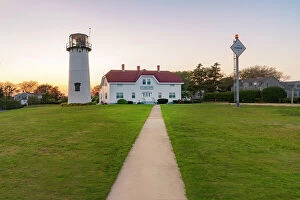 Images Dated 6th September 2017: Massachusetts, Cape Cod, Chatham, Chatham lighthouse and the Coast Guard Station