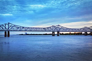 Images Dated 8th March 2021: Mississippi, Natchez, Mississippi river and Vidalia Bridge