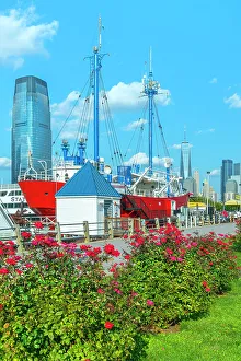 New Jersey, Downtown Jersey City, view of marina with 30 Hudson and Freedom Tower in background