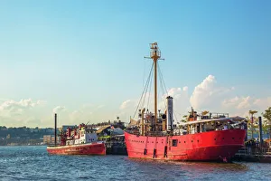 Harbor Prints: New York City, Brooklyn, Pier 66 Maritime