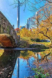 Images Dated 23rd November 2020: New York City, Manhattan, Billionaire's Row and Gapstow Bridge, Central Park