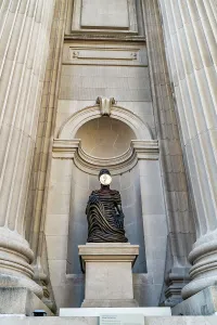 Statue Prints: New York City, Manhattan, Metropolitan Museum of Art