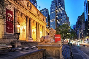 Images Dated 11th May 2020: New York City, Manhattan, New York Public Library, exterior