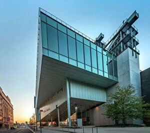 Images Dated 5th May 2020: New York City, Manhattan, Whitney Museum of American Art, exterior