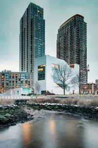 Public Square Prints: New York City, Queens, Long Island City