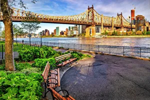 New York City, Queensbridge Park, Queensboro Bridge, East River & Midtown Manhattan