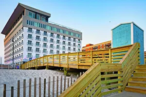New York, Long Island, Long Beach, Allegria Hotel and board walk