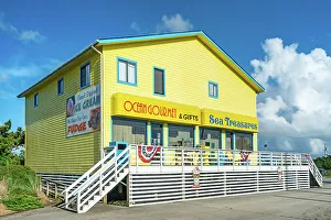 Carolina Prints: North Carolina, Outer Banks, Rodanthe, souvenir shops along highway 12