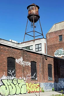 Images Dated 20th June 2020: NY, Brooklyn, wooden tank on rooftop