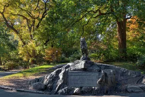 Rm302 Prints: NY, NYC, Central Park, Balto, Sculpture dedicated to sled dogs