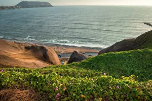 Coast Prints: Peru, Lima, Miraflores, ocean and beach seen from high promenade