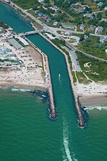 Images Dated 9th August 2020: Rhode Island, Weekapaug Inlet with Dunes Park and Fenway Beach