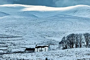 Winter Prints: Scotland, Highlands, isolated property