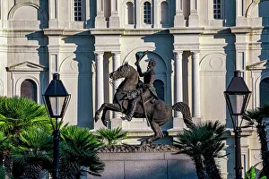 USA, Louisiana, New Orleans, French Quarter, Jackson Square, with Jackson's statue at center, and Saint Louis Cathedral